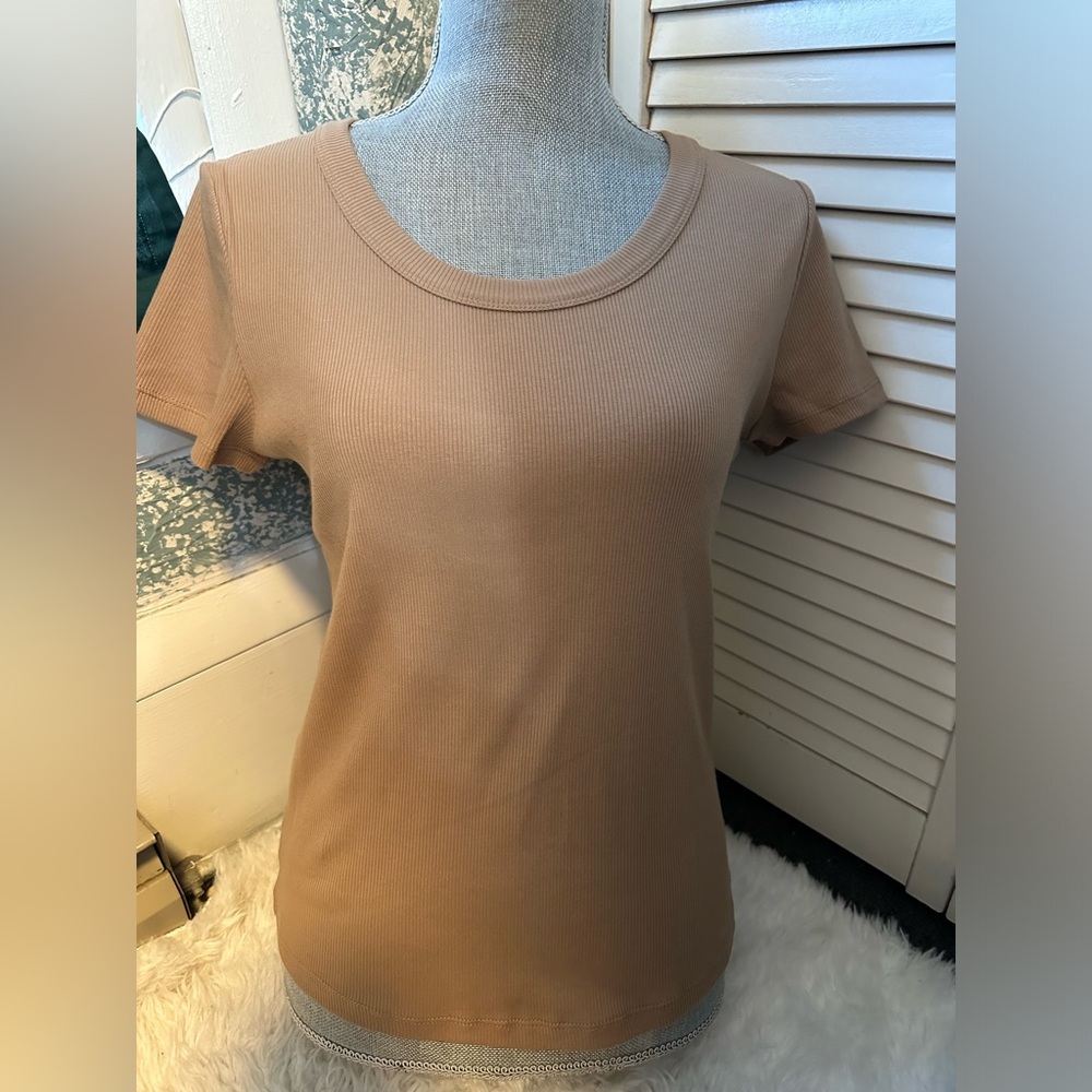⭐️ 3/$20.00 Women’s shirt